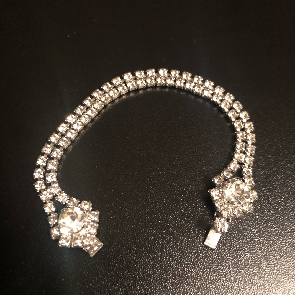 Vintage Rhinestone Necklace & Bracelet Set - Picture 7 of 7